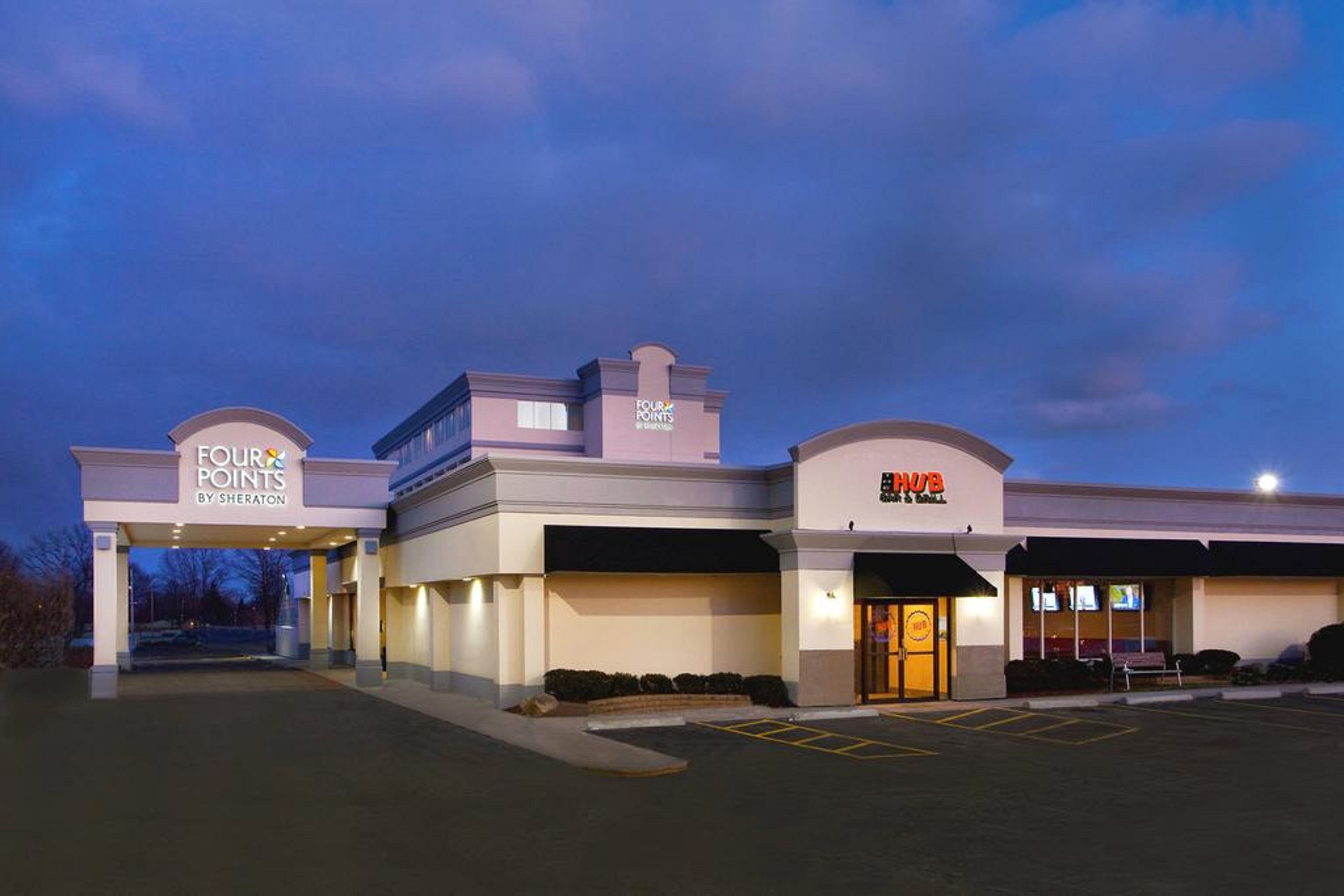 克利夫兰机场福朋喜来登酒店 克里夫兰 外观 照片