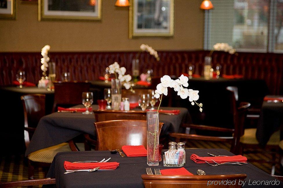克利夫兰机场福朋喜来登酒店 克里夫兰 外观 照片